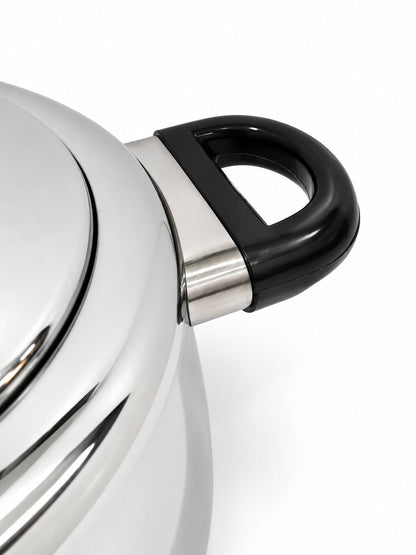 Vinod Platinum Tri-Ply Pressure Cooker — Buy 5L, Get 3L Free