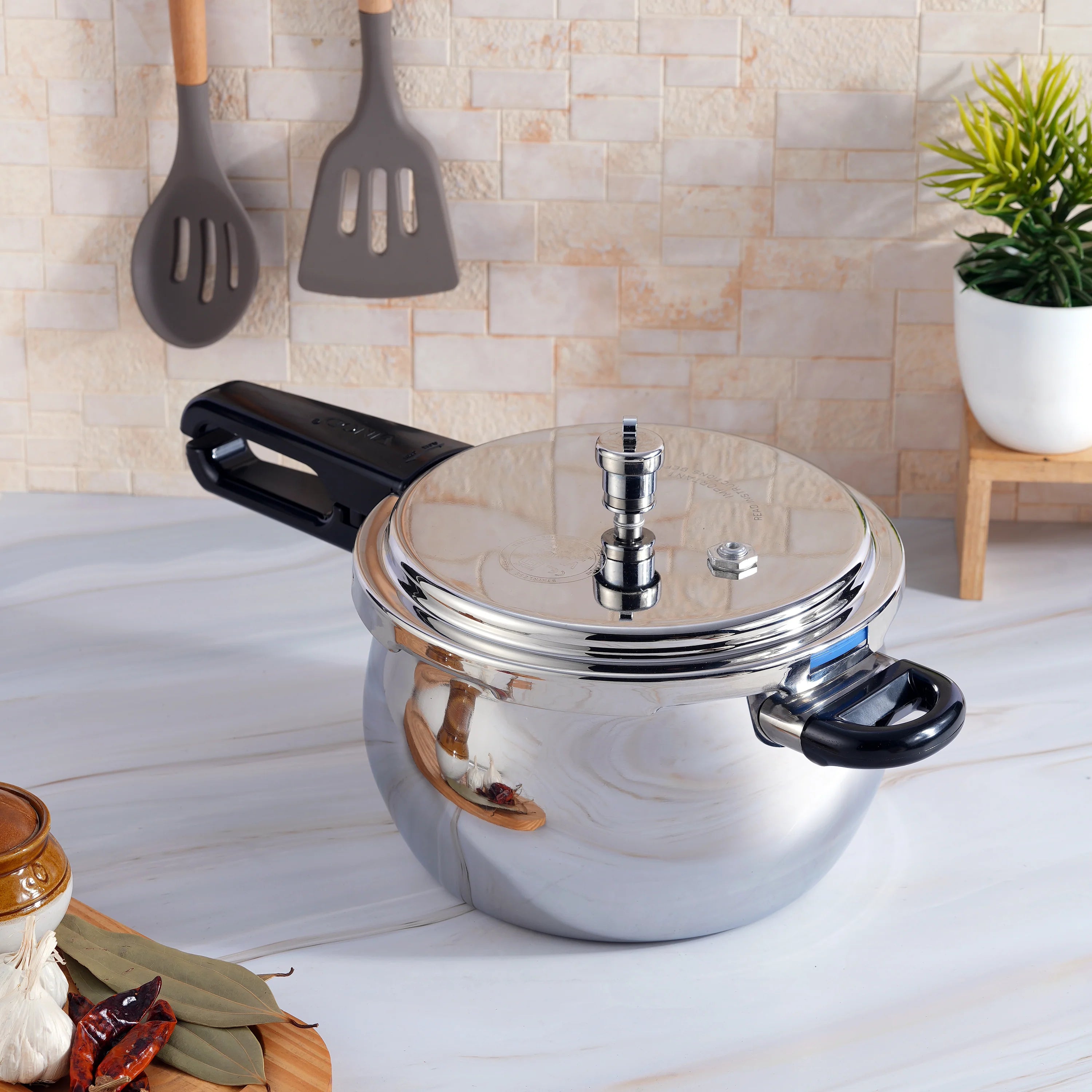 Outer Lid